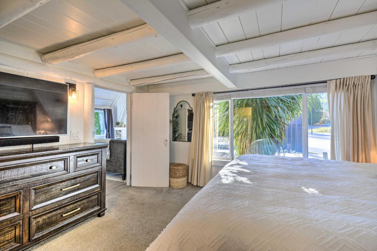 Puget Sound Cabin With Hot Tub And Water Views! Bremerton Eksteriør bilde